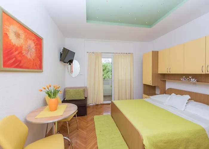 Apartment Vujcic Makarska