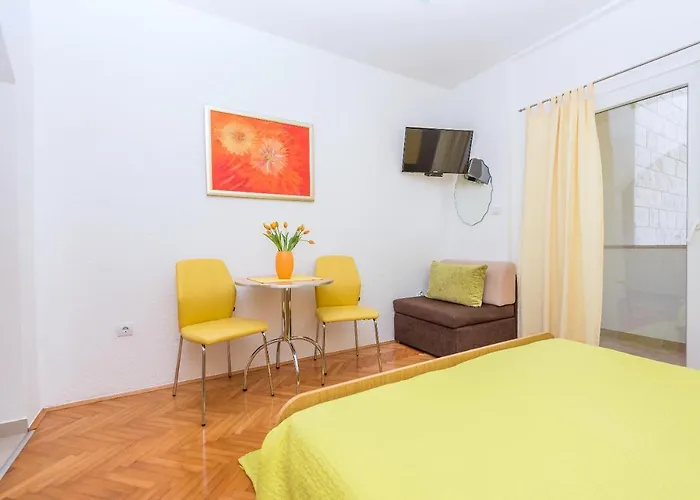 Apartment Vujcic Makarska
