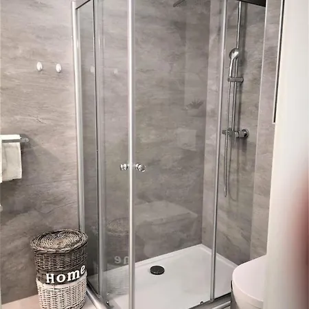 Апартаменти Vujcic Макарська