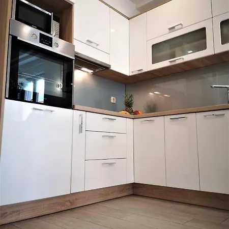 Апартаменти Vujcic Макарська