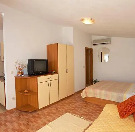 Апартаменти Vujcic *