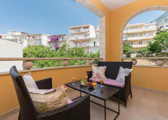 Апартаменти Vujcic *